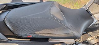 Honda VFR 1200 2011 Vfr1200fd-thumb-21