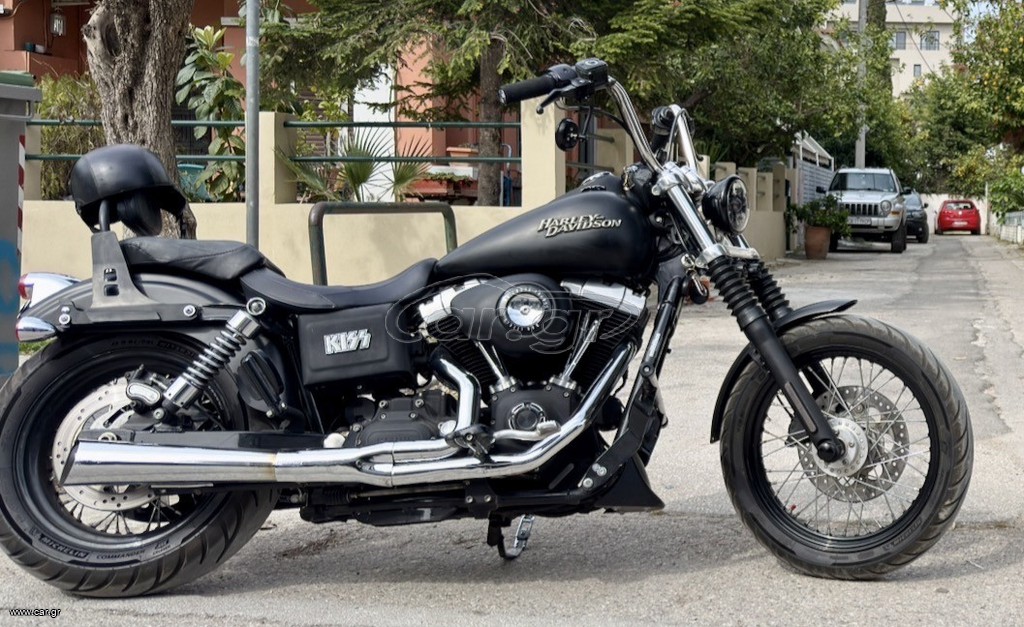 Harley Davidson DYNA Street BOB 2010