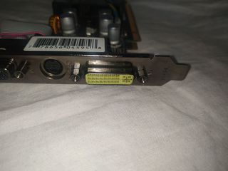 XFX GEFORCE 9500GT 512MB-thumb-4