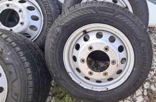 ΖΑΝΤΟΛΑΣΤΙΧΑ ΔΙΠΛΟ ΛΑΣΤΙΧΟ BRIDGESTONE GOODYEAR