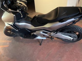 Honda Forza 750 2022-thumb-3