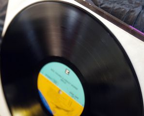 NEIL YOUNG WITH CRAZY HORSE - WELD-thumb-12