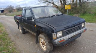 Nissan King Cab 1993-thumb-1
