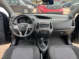Hyundai i 20 2014 1200cc-STYLE-5 DOORS-thumb-12