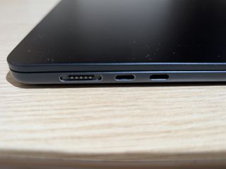 Apple Macbook Air 15 M2 (2022)-thumb-3