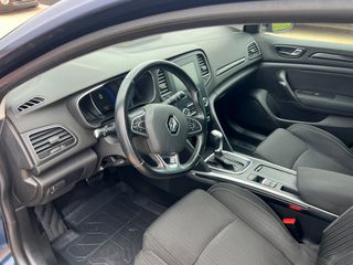 Renault Megane 2017 DCI 110 LIMITED EDC-thumb-8