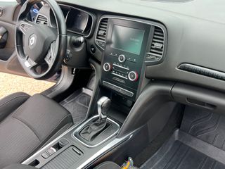 Renault Megane 2017 DCI 110 LIMITED EDC-thumb-16