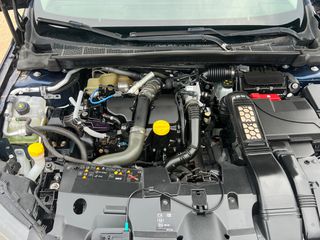 Renault Megane 2017 DCI 110 LIMITED EDC-thumb-17