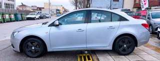 Chevrolet Cruze 2009-thumb-8