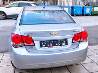 Chevrolet Cruze 2009-thumb-6