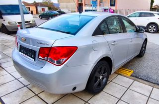 Chevrolet Cruze 2009-thumb-5