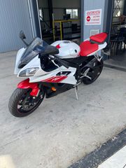 Yamaha YZF-R6 2008-thumb-2