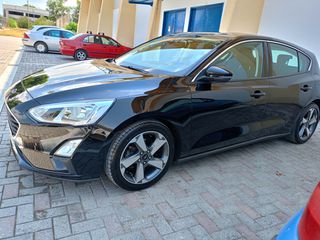 Ford Focus 2018-thumb-4