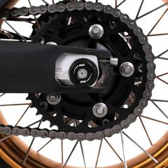 R Racing Swingarm Protection-thumb-3