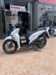 Honda SH 150i 2025