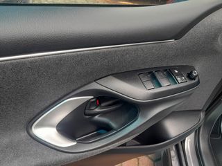 Toyota Yaris 2022 HDF Active Plus 1.5 5 ΧΡΟΝΙΑ ΕΓΓΥΗΣΗ-thumb-10