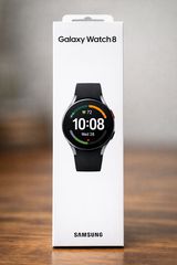 Πωλείται Samsung Galaxy Watch 8 44mm αγορασμένο πριν 3 μήνες.
Σε άριστη κατάσταση