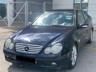 Mercedes-Benz C 200 2001 C200 KOMPRESSOR -SPORTS COUPE-thumb-2