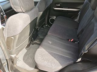 Suzuki Grand Vitara 2006-thumb-9