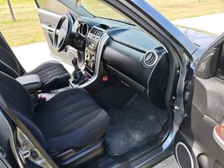 Suzuki Grand Vitara 2006-thumb-12