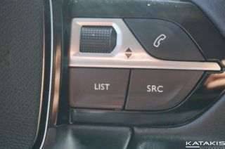 Peugeot 208 2023 Allure, Navi, Clima, Rear Camera, Apple Carplay - Android-thumb-24