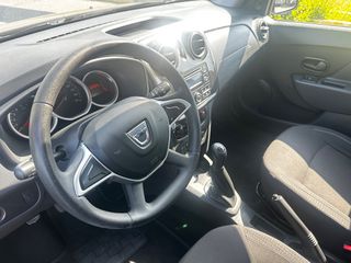 Dacia Sandero 2017-thumb-9
