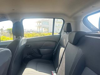 Dacia Sandero 2017-thumb-12