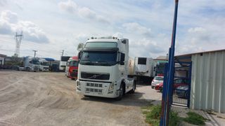 Volvo 2013 FH13-thumb-1