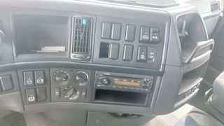 Volvo 2013 FH13-thumb-18