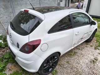 Opel Corsa 2014 color sport-thumb-8