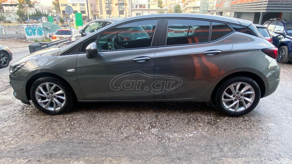 Opel Astra thumbnail 4