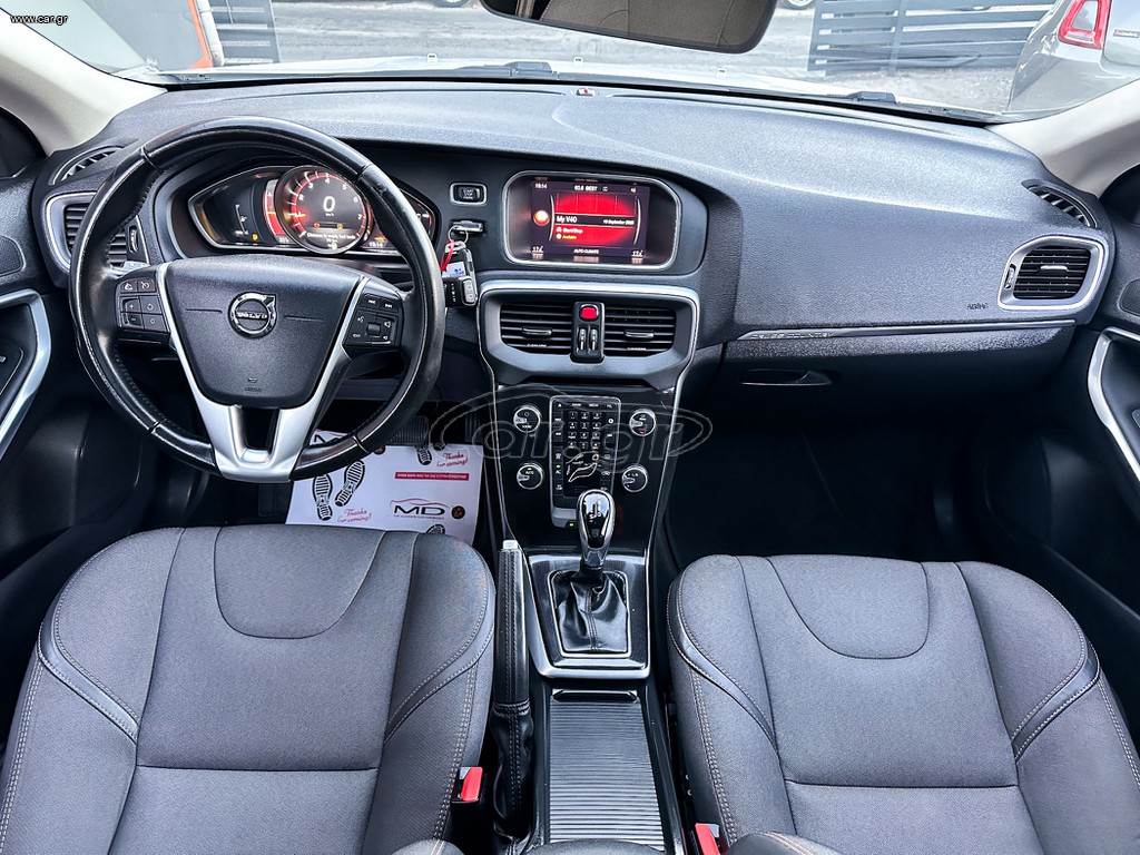 Volvo V40 Cross Country thumbnail 18