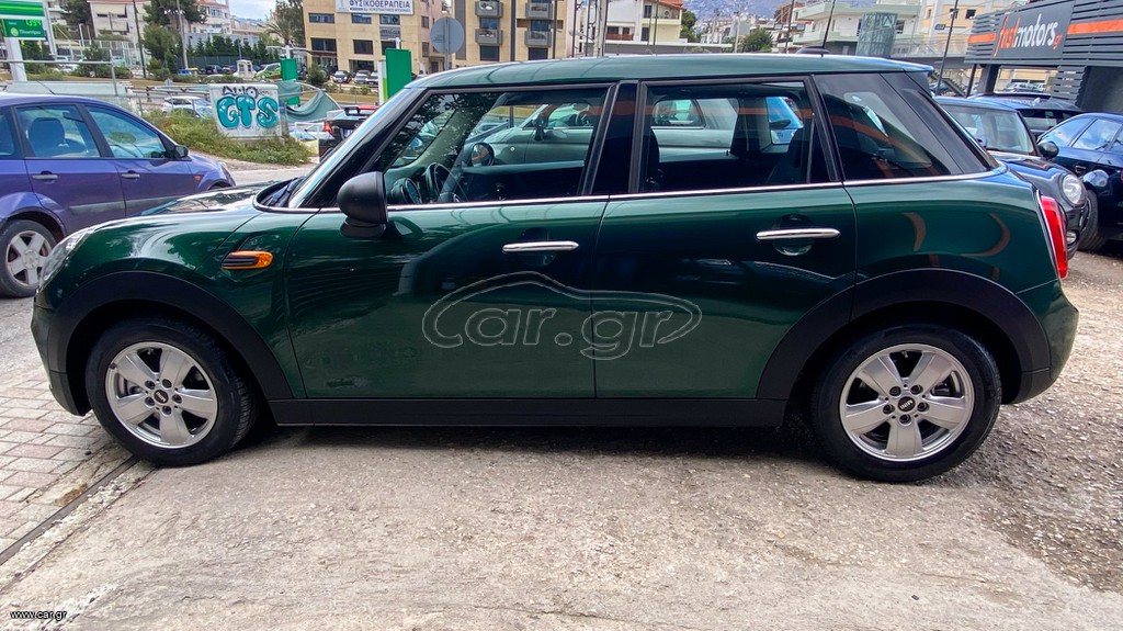 Mini Cooper D thumbnail 5