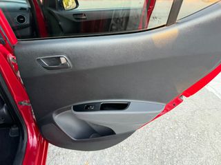 Hyundai i 10 2016 1.0 PASSION PLUS EURO6-thumb-36
