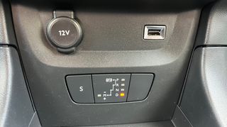 Citroen C3 2022 1.2 PURETECH 110 SHINE EAT6-thumb-37