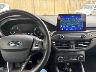Ford Focus 2021 ST-LINE-thumb-8