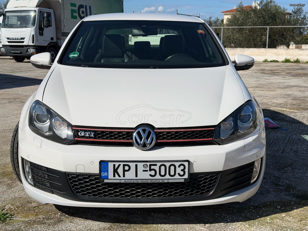 Volkswagen Golf 2010 GTI