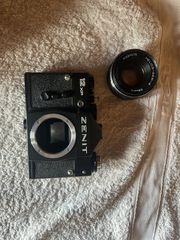 Φωτογραφική μηχανή Zenit 12XP με φακό Helios 44M-58m m f/2