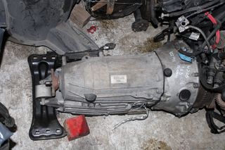 MERCEDES C-KLASSE W205 1,6CDI SASMAN AUTOMATO ME 65000 KM TYPOS 722993