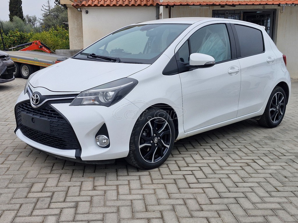 Toyota Yaris 2015 FULL EXTRA