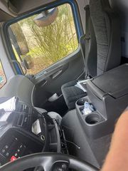Καρότσα Κουρτίνα Mercedes-Benz 2021 1527 EURO6D-thumb-3