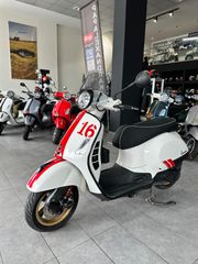 Vespa GTS Super Racing Sixties 300 2020