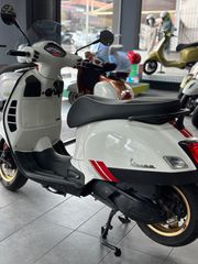 Vespa GTS Super Racing Sixties 300 2020-thumb-8
