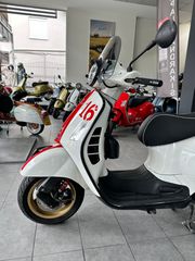 Vespa GTS Super Racing Sixties 300 2020-thumb-18