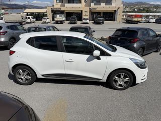 Renault Clio 2018-thumb-6