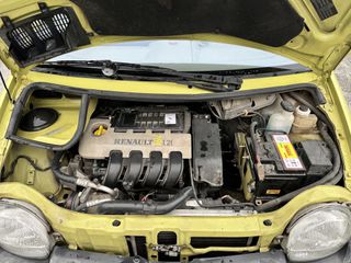 Renault Twingo 2001-thumb-6