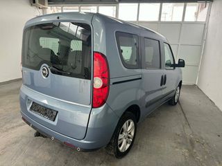 Opel Combo 2017 7S 1.6 DIESEL COPA CAR-thumb-4
