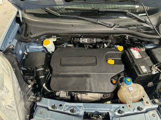 Opel Combo 2017 7S 1.6 DIESEL COPA CAR-thumb-23