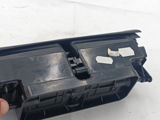 1 Κεντρικος Γνησιος Αεραγωγος Mercedes W203 C200 01-07-thumb-5