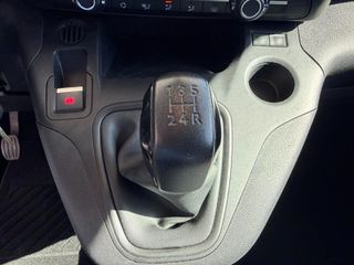 Φορτηγό Έως 7.5τ Opel 2021 COMBO CARGO BUSINESS 1.5 Turbo Diesel S&S 102hp MT5-thumb-12